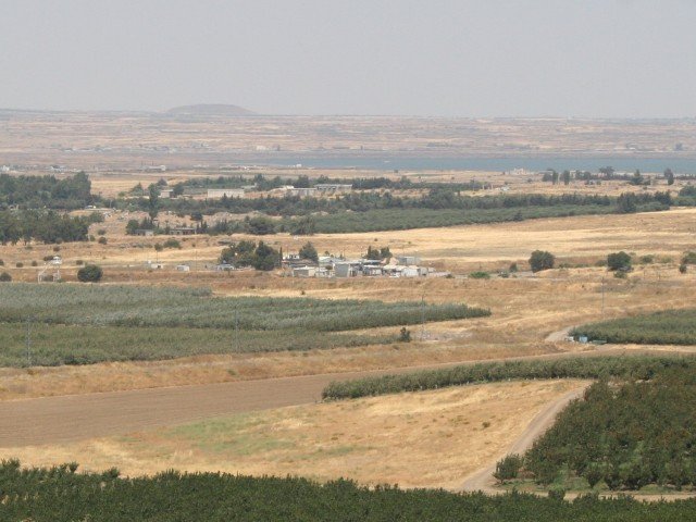 Islamist fighters seize Quneitra next to the Golan Heights