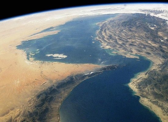 The Threat Trump Must Tweet To Protect Hormuz